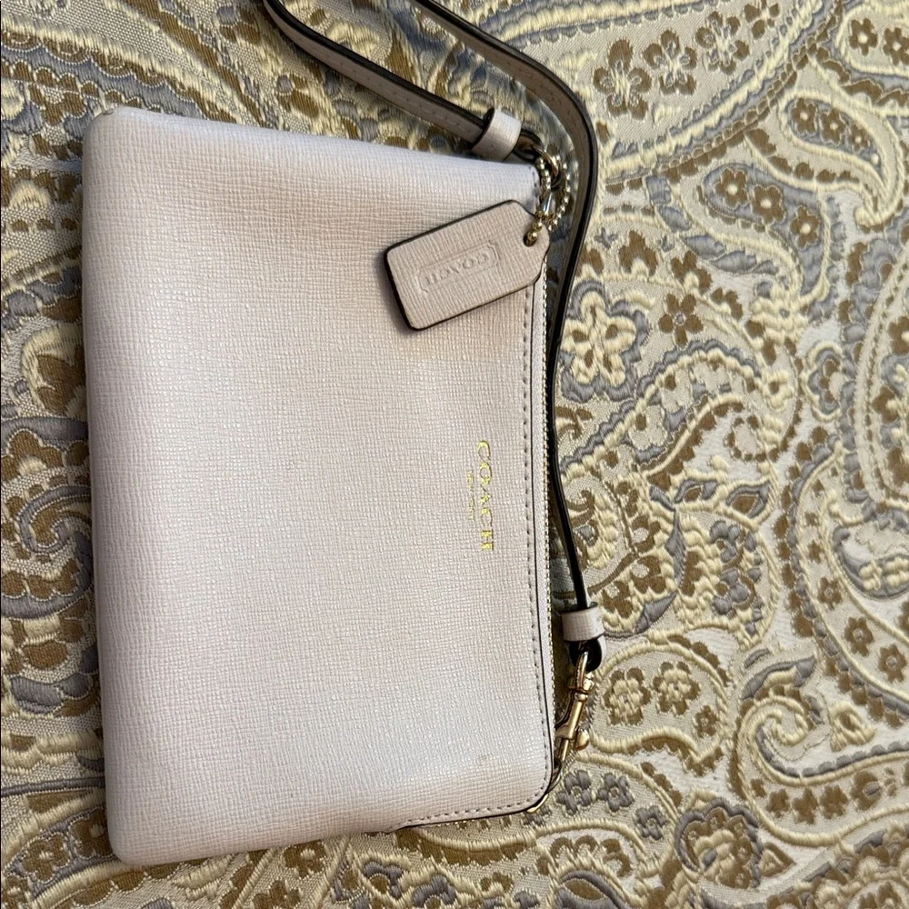 Coach Light Beige Wristlet Clutch - Picture 4 of 6